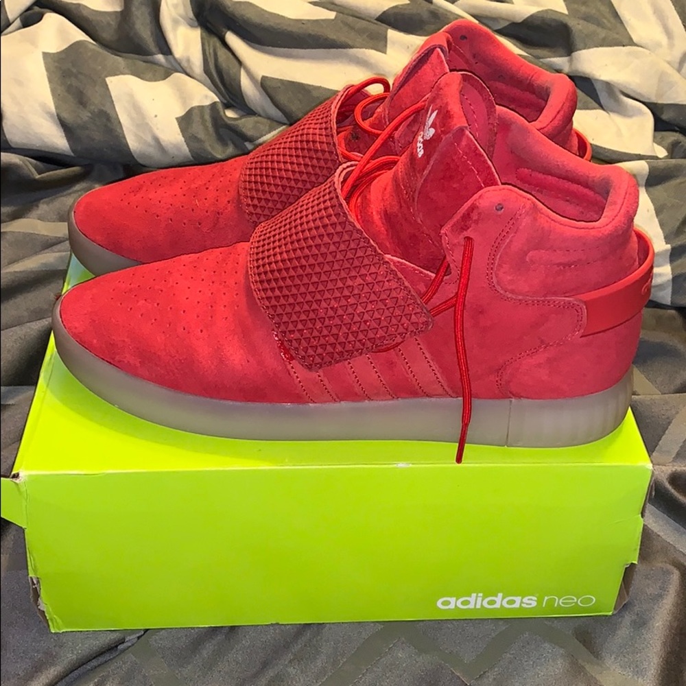 Adidas Orignals Tubular Invader Strap "Red Suede"